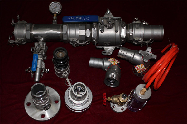 南極科考中的快速接頭、閥門等配件