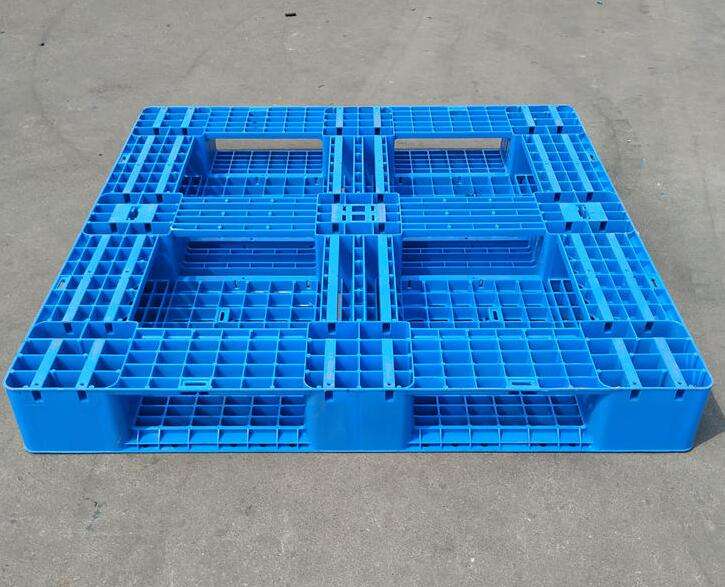 西安塑料托盤,西安垃圾桶,西安塑料模具加工,西安塑料制品加工